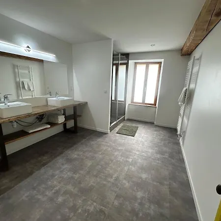 Apartamento Resisdence Megis